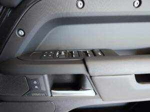 Land Rover Defender 130 D350 X-Dynamic HSE - Image 26