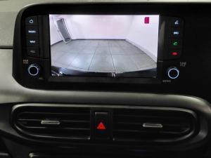 Hyundai Grand i10 1.0 Premium hatch - Image 10