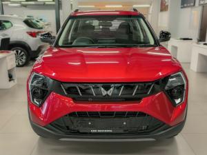 Mahindra XUV 3XO 1.2T AX5 manual - Image 2