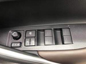 Toyota Corolla Cross 1.8 XS - Image 10