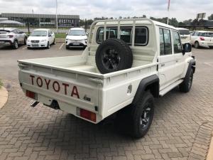 Toyota Land Cruiser 79 4.0 V6 double cab - Image 4