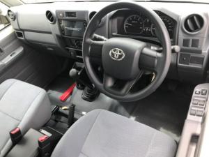 Toyota Land Cruiser 79 4.2D double cab - Image 10