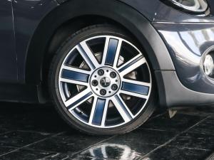 MINI Hatch Cooper S Hatch 3-door - Image 11