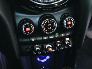 MINI Hatch Cooper S Hatch 3-door - Image 19