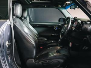 MINI Hatch Cooper S Hatch 3-door - Image 20