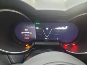 Alfa Romeo Stelvio 2.0T Veloce Q4 - Image 13