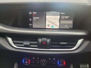Alfa Romeo Stelvio 2.0T Veloce Q4 - Image 19
