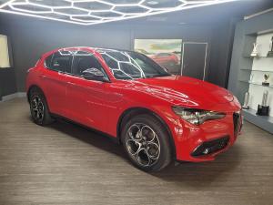 Alfa Romeo Stelvio 2.0T Veloce Q4 - Image 1