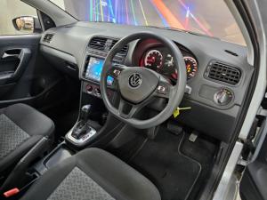 Volkswagen Polo Vivo hatch 1.6 Life - Image 5
