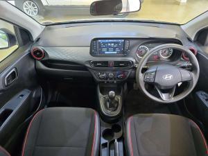 Hyundai Grand i10 1.0 Premium hatch - Image 12