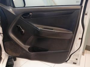 Isuzu D-Max 250 double cab - Image 15