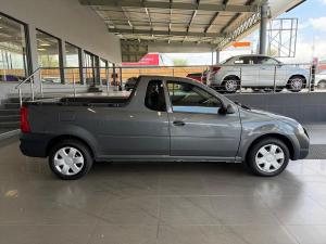 Nissan NP200 1.6i safety pack (aircon) - Image 8