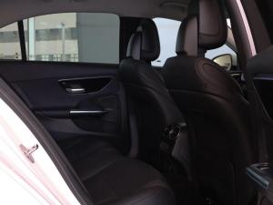 Mercedes-Benz C-Class C200 Avantgarde - Image 16