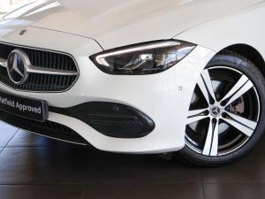 Mercedes-Benz C-Class C200 Avantgarde - Image 2