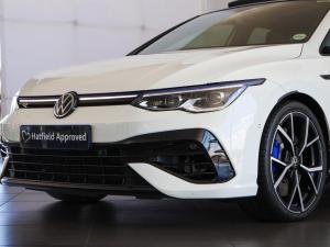 Volkswagen Golf R - Image 13