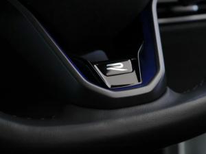 Volkswagen Golf R - Image 18