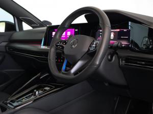 Volkswagen Golf R - Image 20