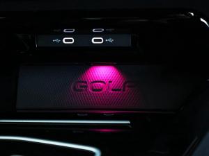 Volkswagen Golf R - Image 22