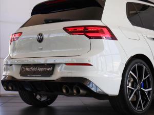Volkswagen Golf R - Image 25