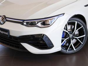 Volkswagen Golf R - Image 2