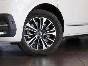 Volkswagen Caravelle 2.0BiTDI Highline 4Motion - Image 3