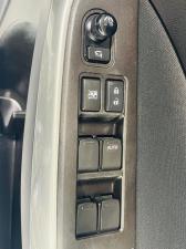 Suzuki Swift 1.2 GLX manual - Image 18