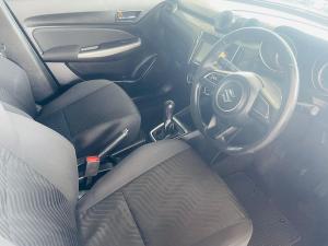 Suzuki Swift 1.2 GLX manual - Image 9