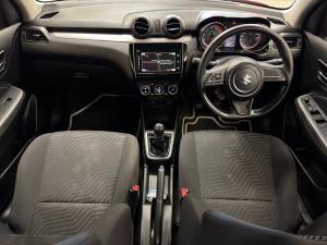 Suzuki Swift 1.2 GLX manual - Image 6