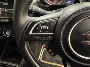 Suzuki Swift 1.2 GLX manual - Image 9