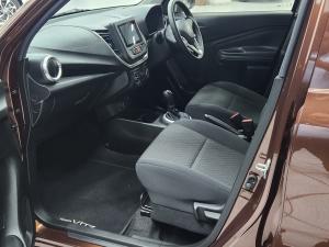 Toyota Vitz 1.0 XR manual - Image 7