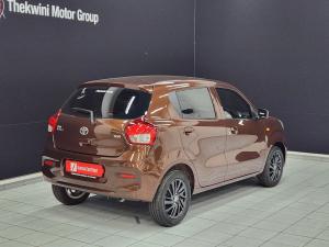 Toyota Vitz 1.0 XR manual - Image 2