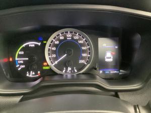 Toyota Corolla Cross 1.8 Hybrid XS - Image 11