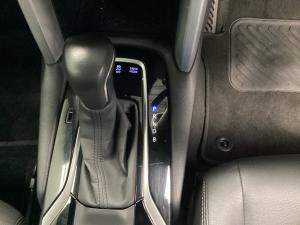Toyota Corolla Cross 1.8 Hybrid XS - Image 12