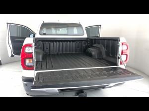 Toyota Hilux 2.8GD-6 Xtra cab 4x4 Legend auto - Image 13