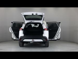 Toyota Corolla Cross 1.8 Hybrid XR - Image 9