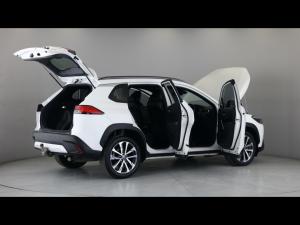 Toyota Corolla Cross 1.8 Hybrid XR - Image 16