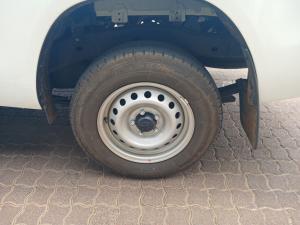 Toyota Hilux 2.4 GD SS/C - Image 13