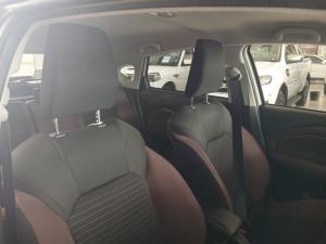 Toyota Starlet Cross 1.5XR automatic - Image 17