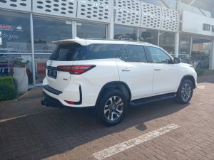 Toyota Fortuner 2.4GD-6 4X4 automatic - Image 2