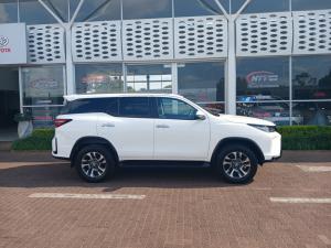 Toyota Fortuner 2.4GD-6 4X4 automatic - Image 3