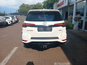 Toyota Fortuner 2.4GD-6 4X4 automatic - Image 5