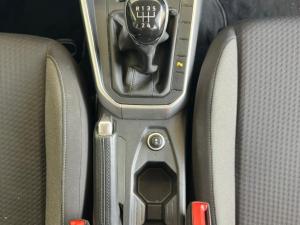 Volkswagen Polo 1.0 TSI Life - Image 10