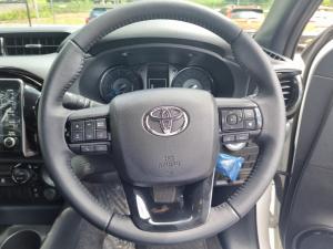 Toyota Hilux 2.8 GD-6 RB Legend automaticD/C - Image 8