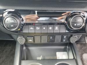 Toyota Hilux 2.8 GD-6 RB Legend RS automaticD/C - Image 15