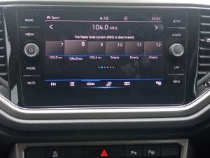 Volkswagen T-ROC 2.0 TSI Design 4MOT DSG - Image 14