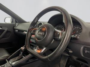 Audi RS3 Sportback Stronic - Image 11