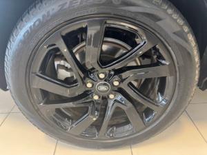 Land Rover Discovery D300 R-Dynamic SE - Image 3