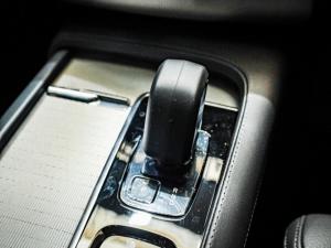 Volvo XC90 T8 Twin Engine AWD Inscription - Image 16