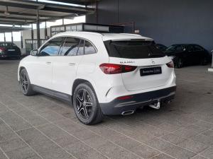 Mercedes-Benz GLA GLA200d Progressive - Image 5
