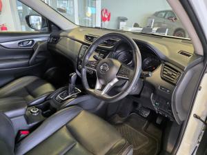 Nissan X-Trail 2.5 4x4 Tekna - Image 9